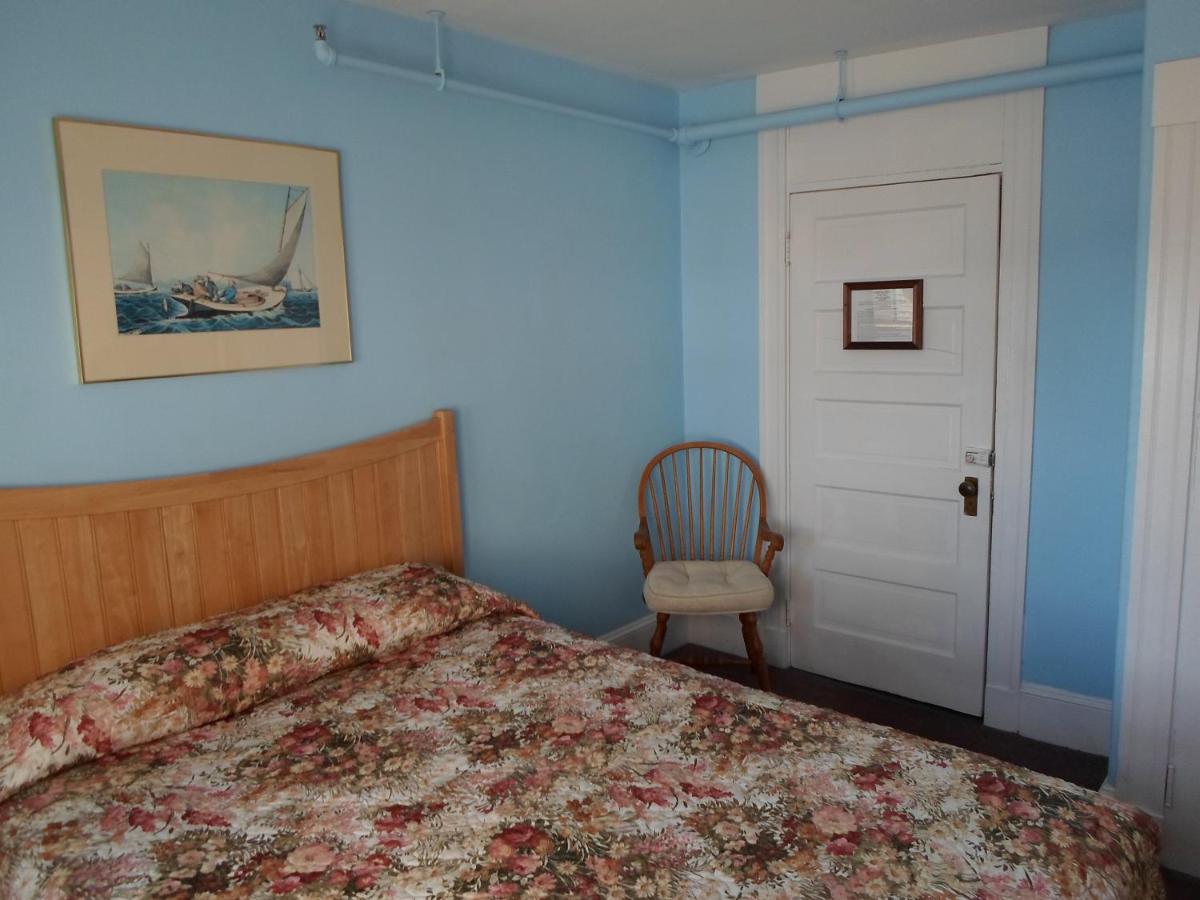 | Gifford House Inn