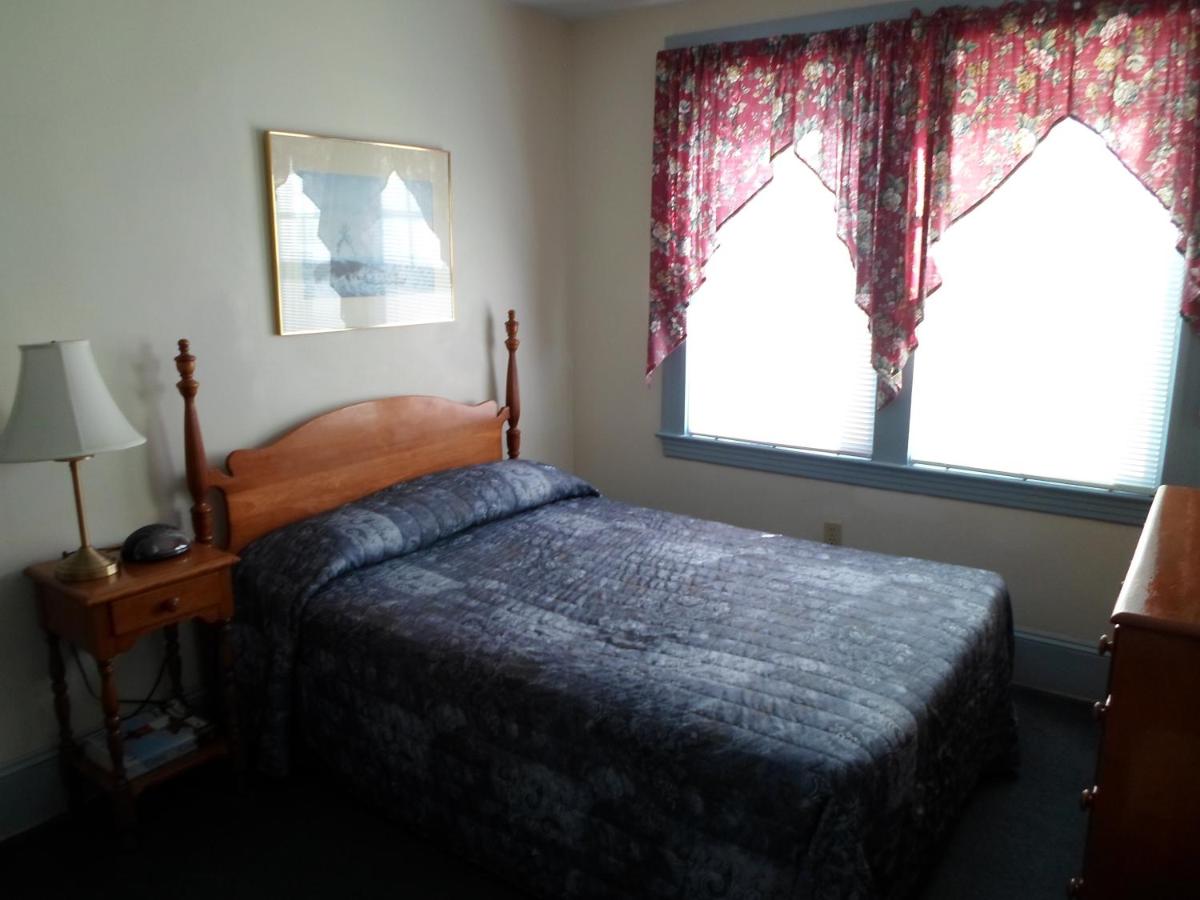 | Gifford House Inn