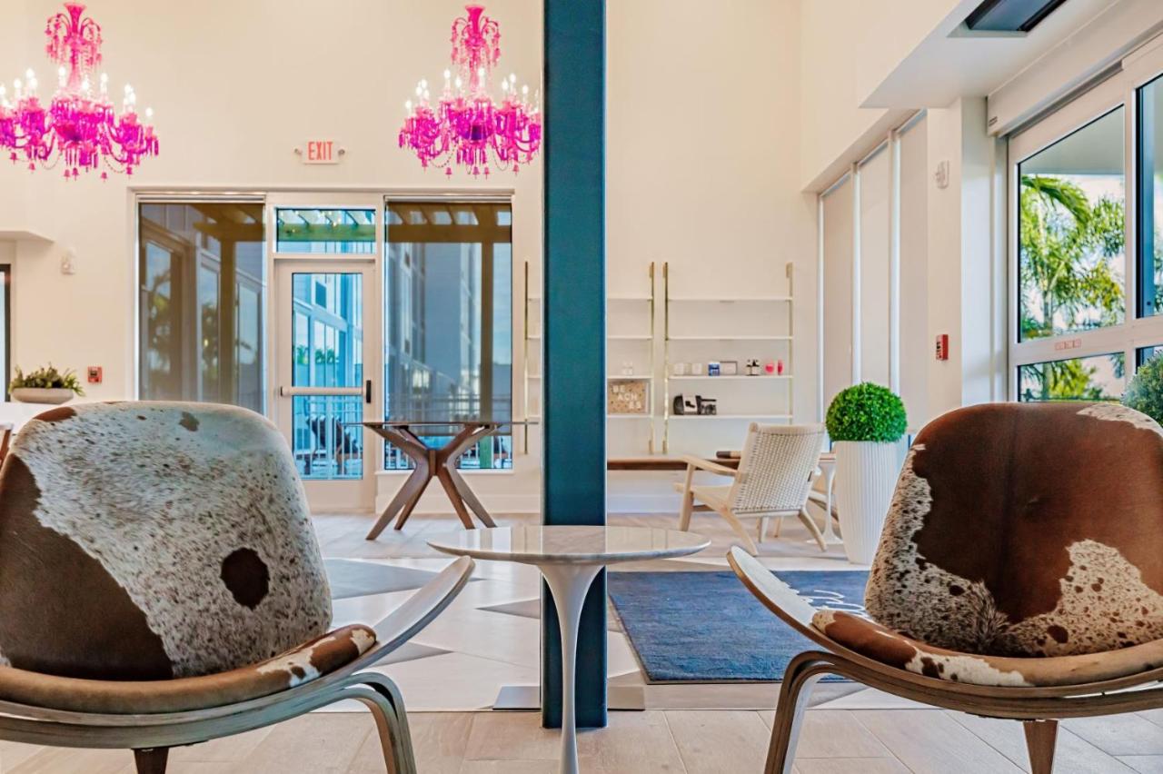  | Kompose Boutique Hotel Sarasota