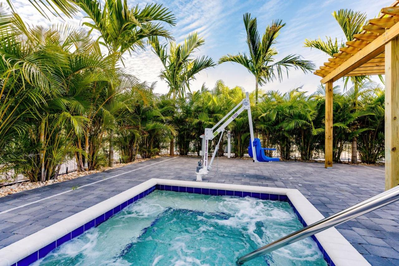  | Kompose Boutique Hotel Sarasota