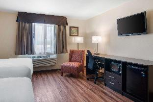 Room #359445809 at Econo Lodge Inn & Suites