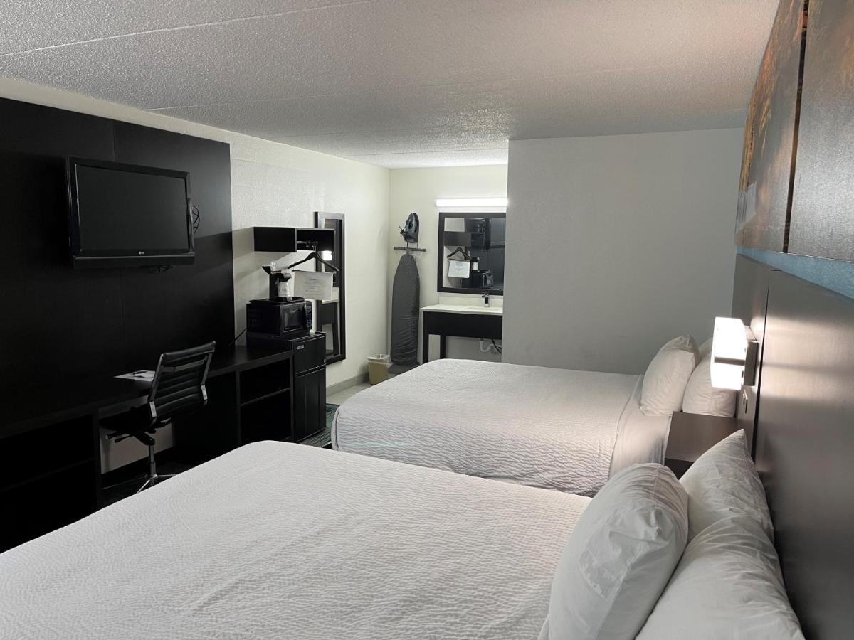  | Days Inn by Wyndham Calhoun GA I-75 and US-41