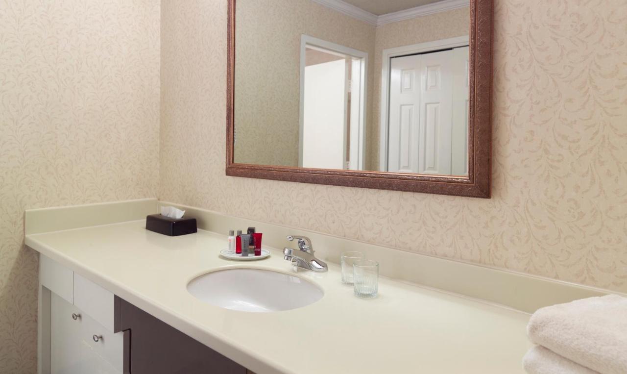 Double Room with Two Double Beds at The Inn at Stone Mountain Park