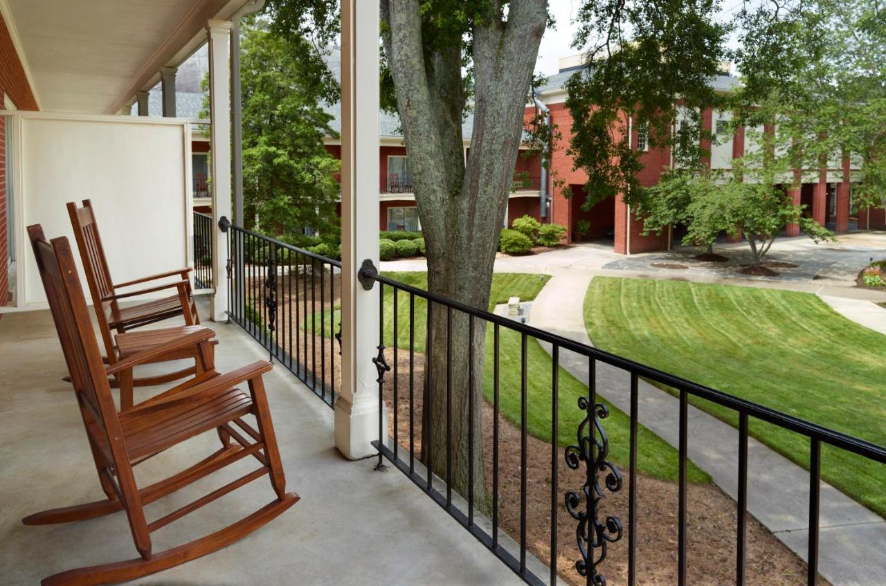 Double Room with Two Double Beds at The Inn at Stone Mountain Park