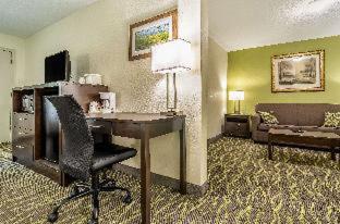 Room #39705817 at Quality Inn & Suites Creedmoor - Butner