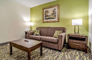 Room #39705817 at Quality Inn & Suites Creedmoor - Butner