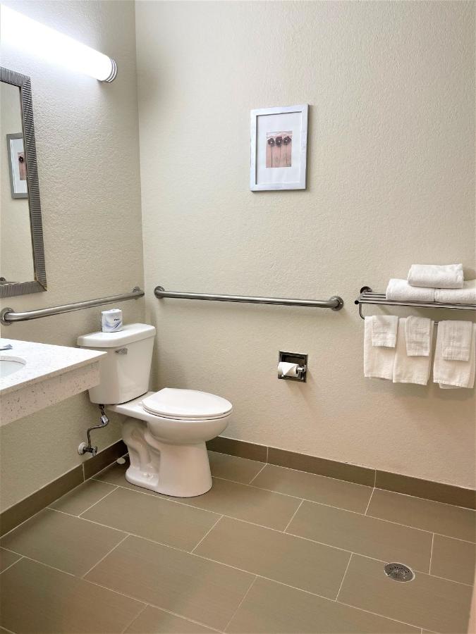 King Room - Accessible/Non-Smoking at Quality Inn & Suites