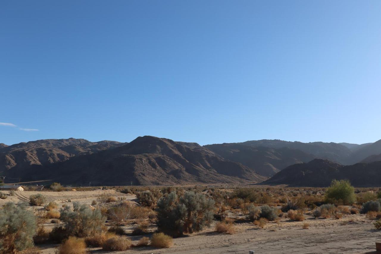 | Oasis Inn and Suites Joshua Tree -29 Palms