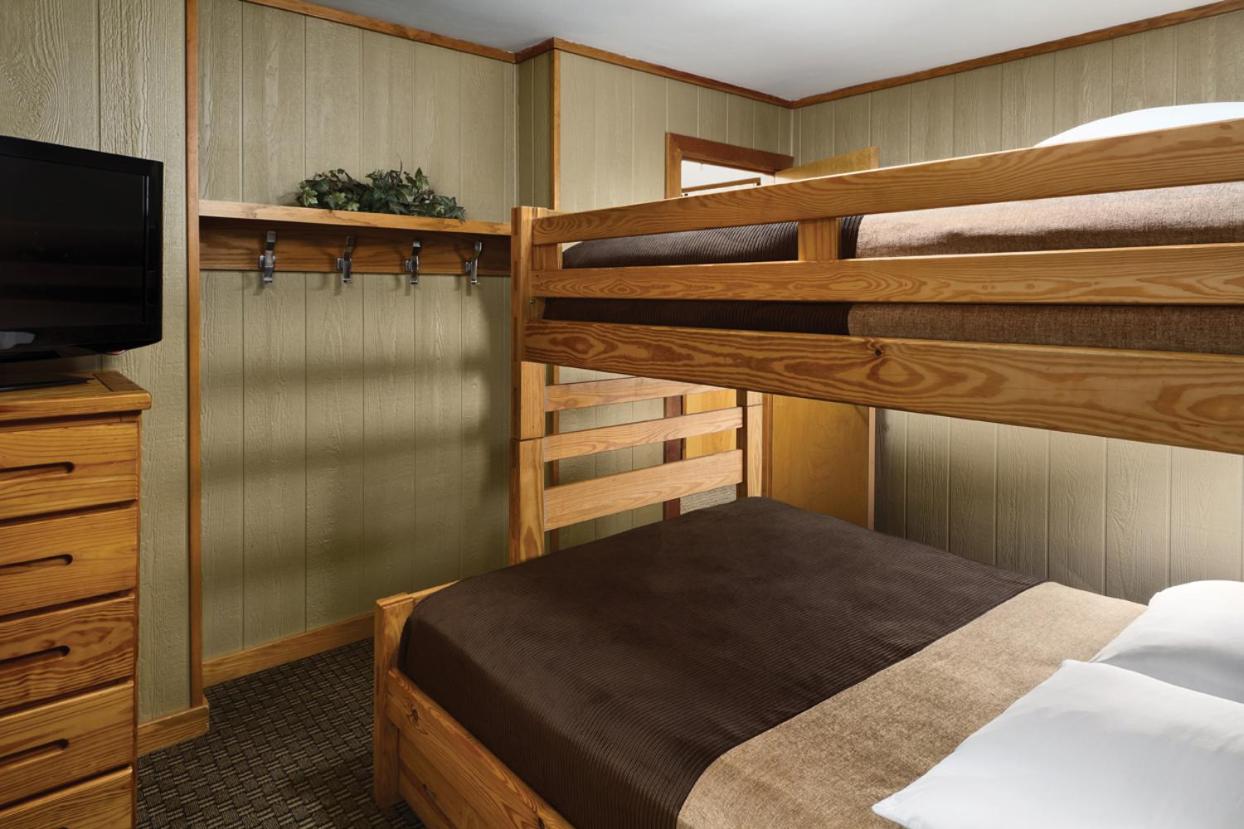 | Shawnee Lodge & Conference Center