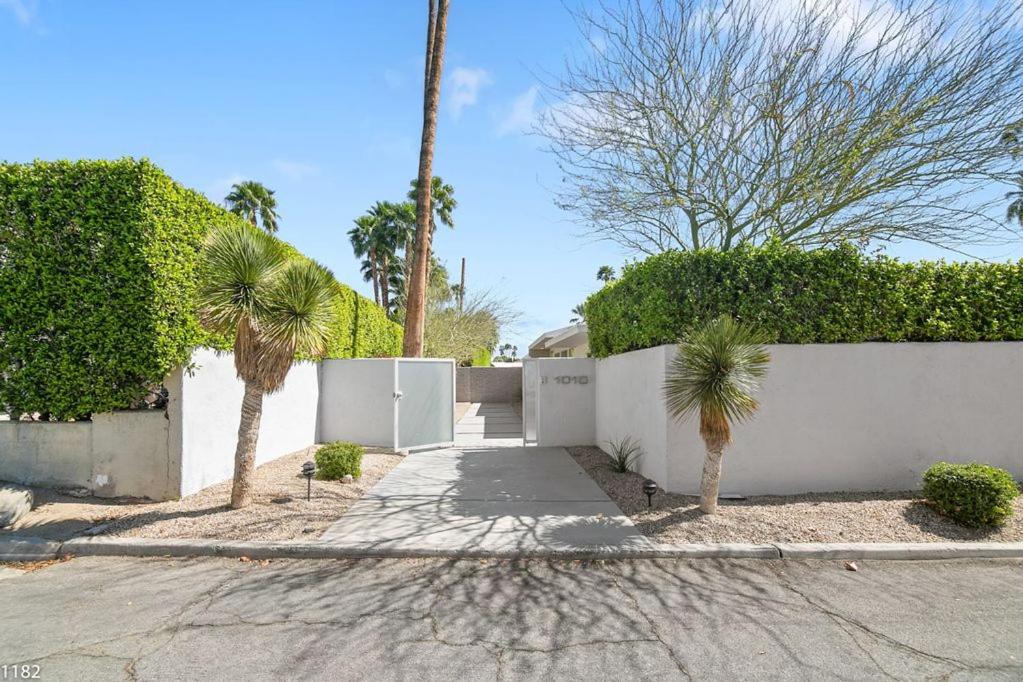 | Mid Century Escape - Movie Colony wd Private Pool