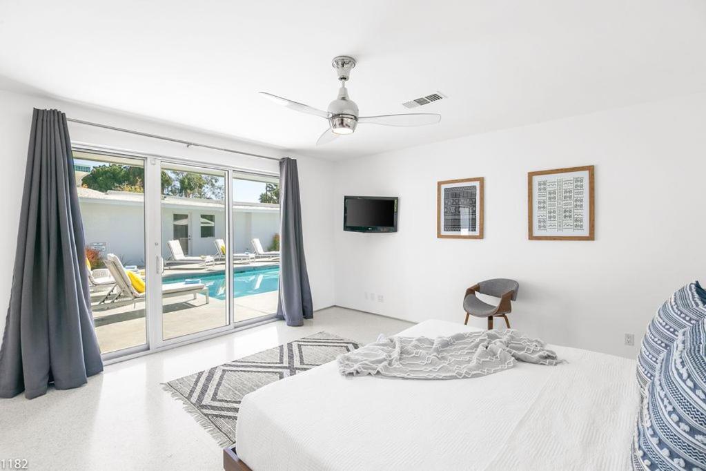| Mid Century Escape - Movie Colony wd Private Pool