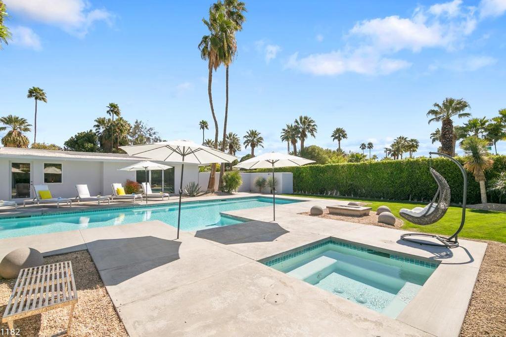 | Mid Century Escape - Movie Colony wd Private Pool