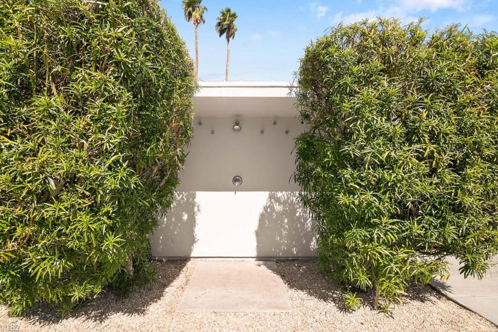 | Mid Century Escape - Movie Colony wd Private Pool