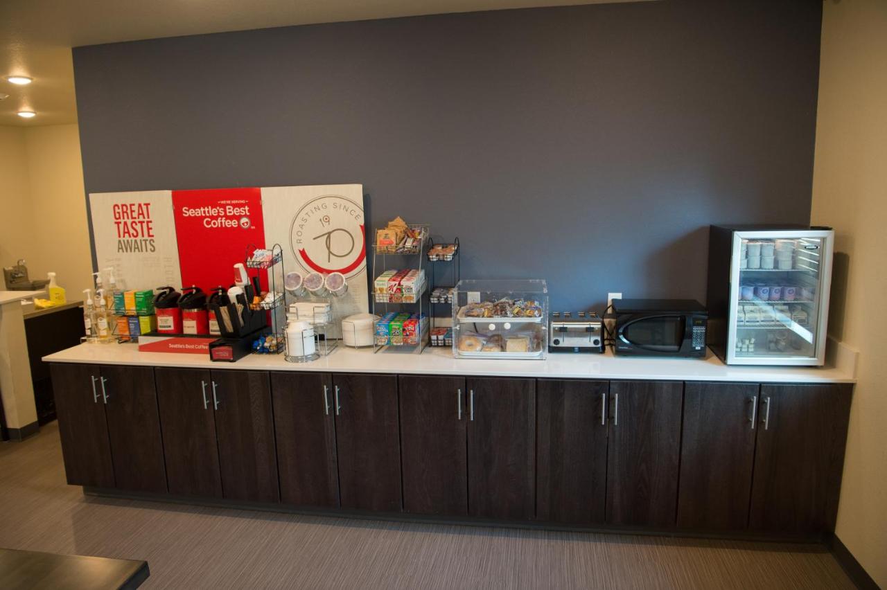  | Cobblestone Inn & Suites - Forest City