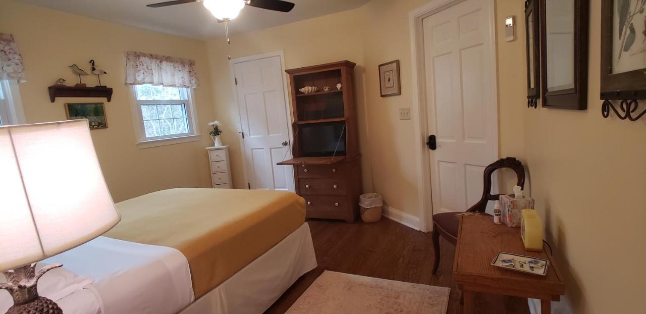 | Miller-Dunham House B&B