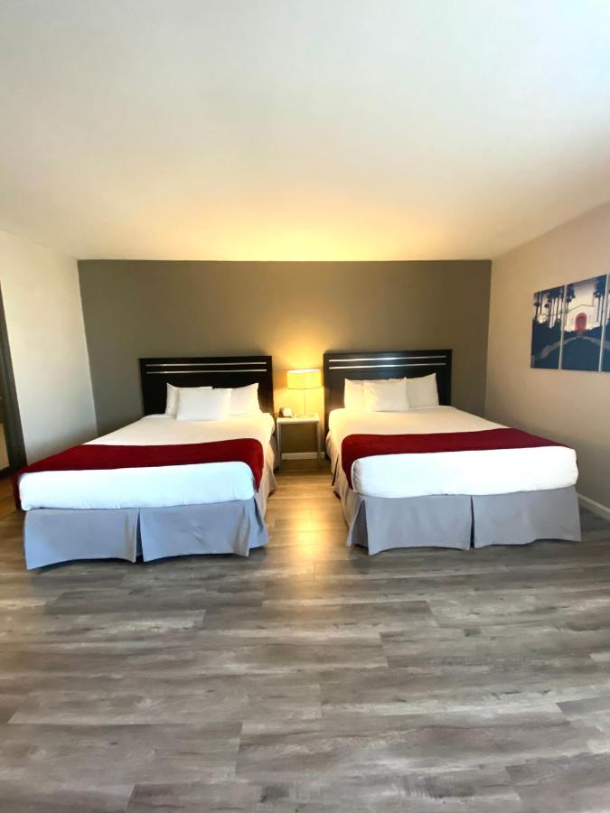 Double Room - Disability Access at Redac Gateway Hotel In Torrance