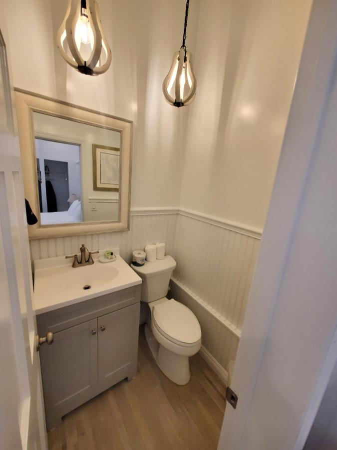One-Bedroom Suite - Ocean Front at Sea Horse Resort