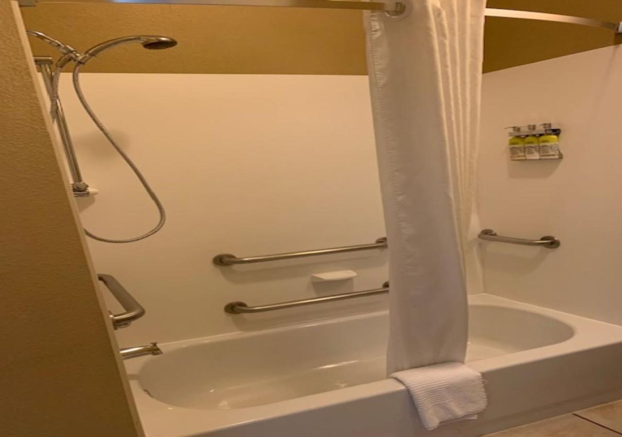 | Candlewood Suites Temple, an IHG Hotel