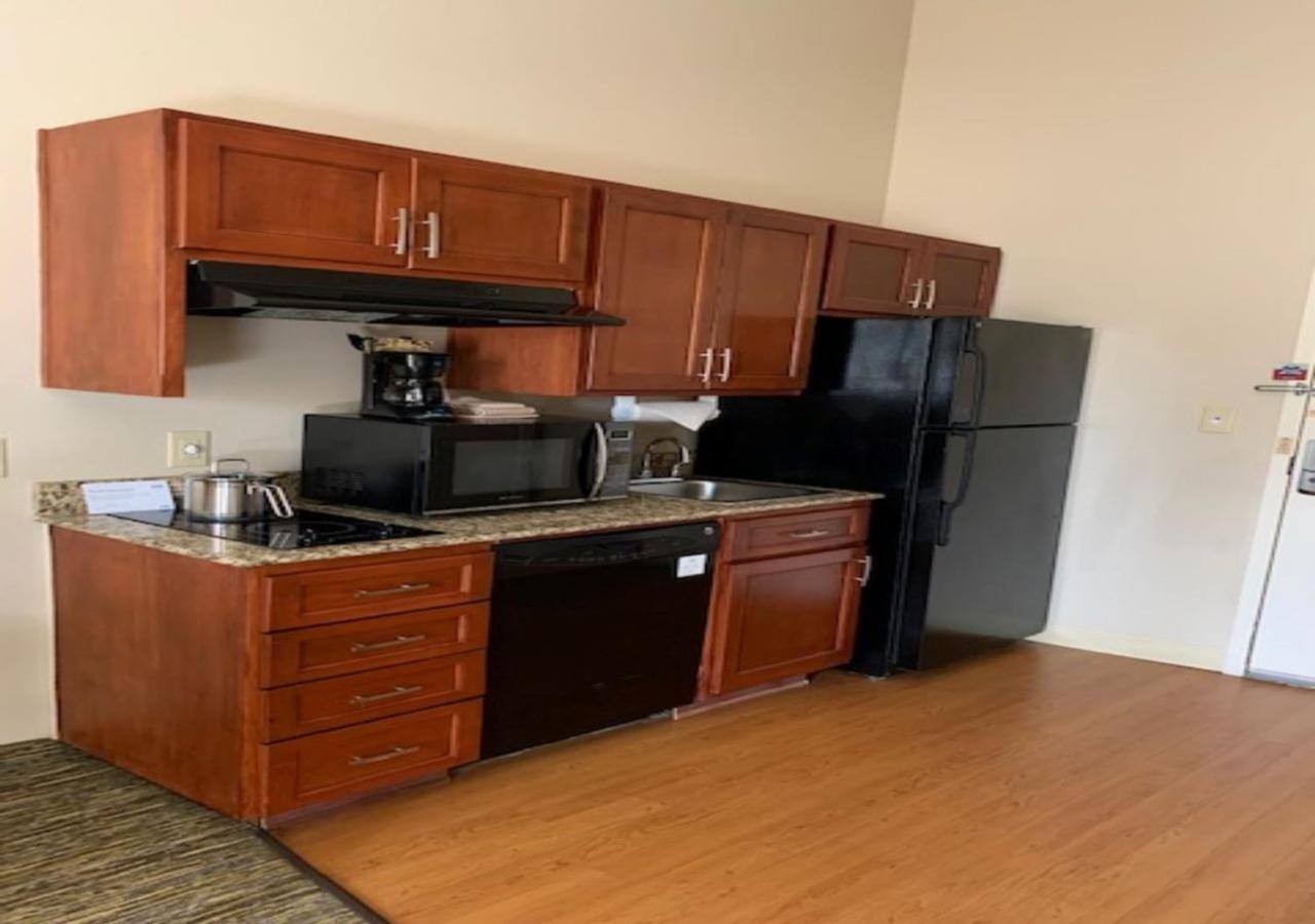 | Candlewood Suites Temple, an IHG Hotel