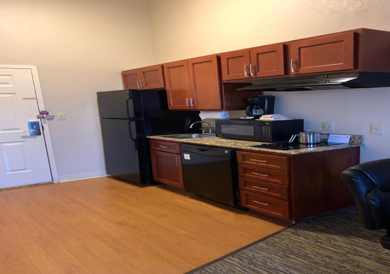| Candlewood Suites Temple, an IHG Hotel
