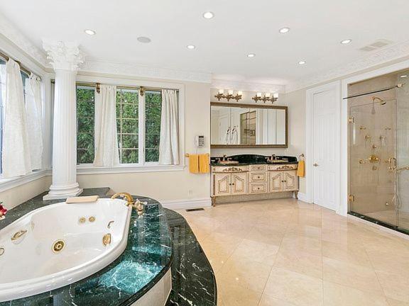 | Villa Qadus - Luxury with pool