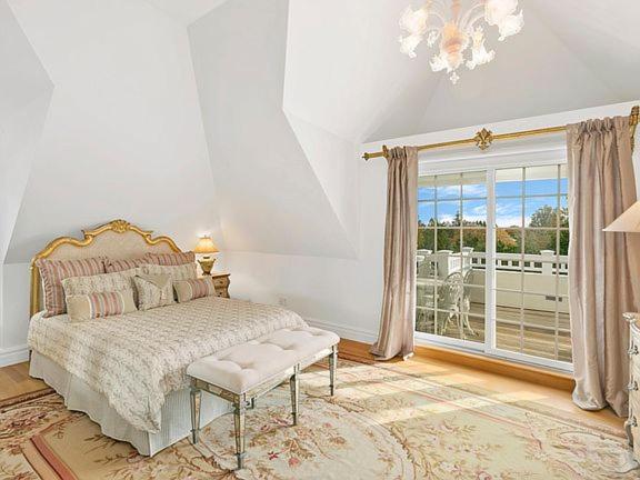 | Villa Qadus - Luxury with pool