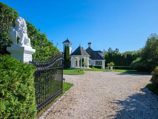 | Villa Qadus - Luxury with pool