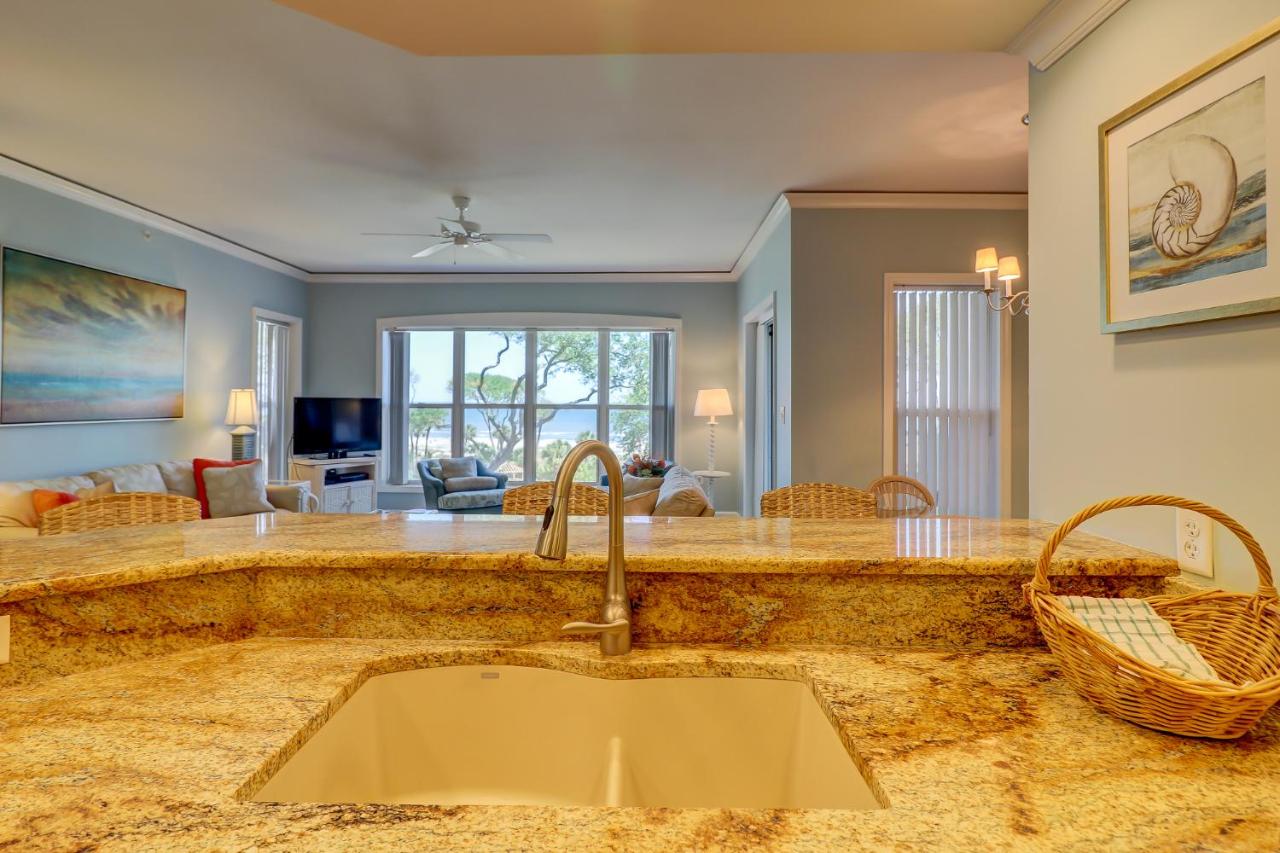 | 6301 Hampton Place 3 BR Lux Oceanfront