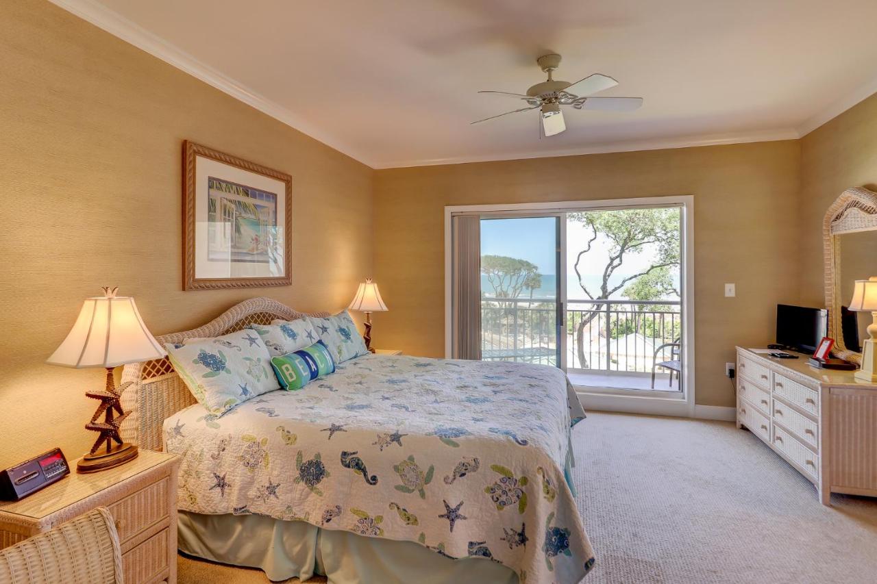 | 6301 Hampton Place 3 BR Lux Oceanfront