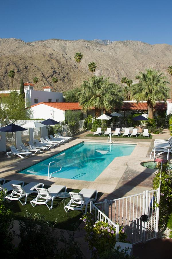 King Room with Mountain View at Alcazar Palm Springs