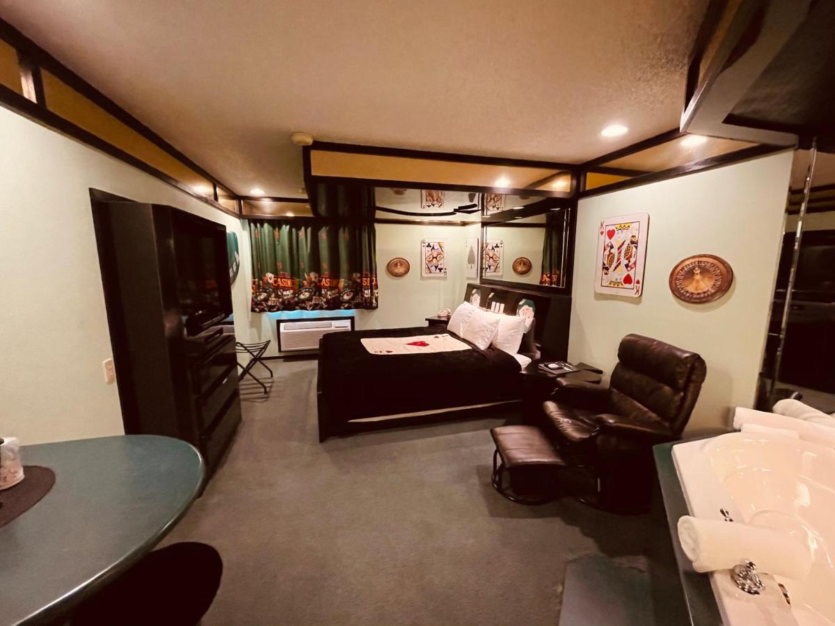 | Designer Inn and Suites