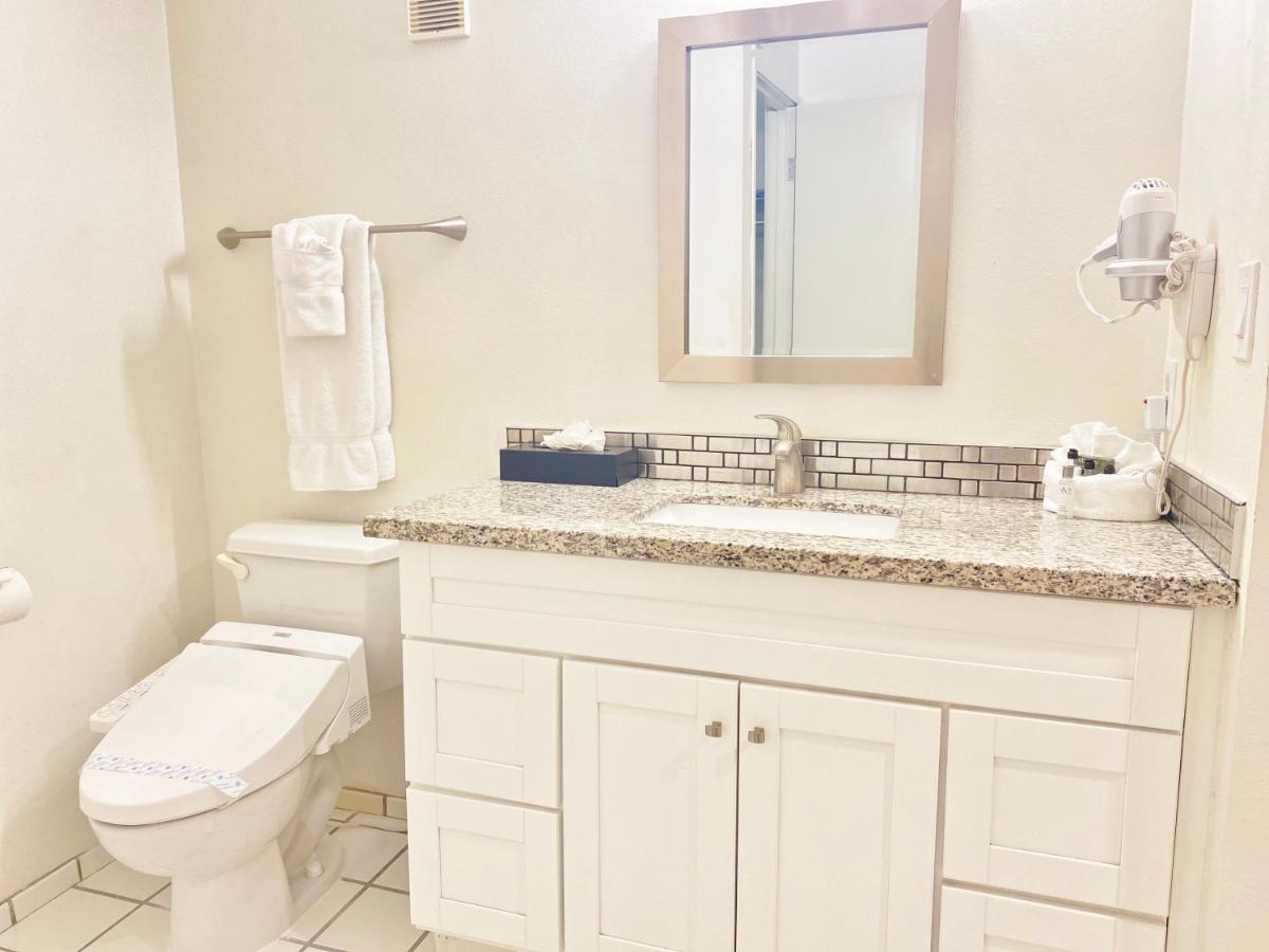 | Redac Gateway Hotel In Torrance