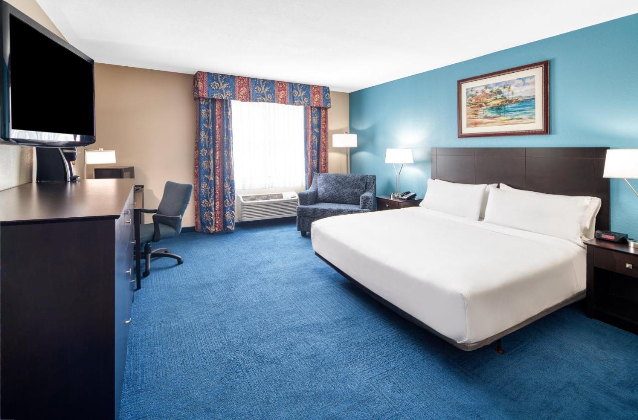  | Holiday Inn Express & Suites Kendall