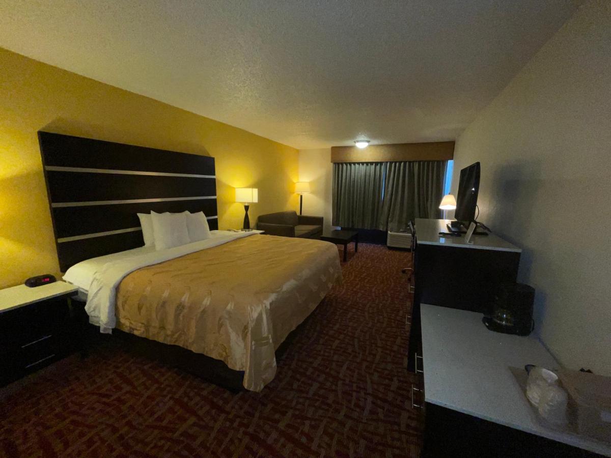 King Room - Non-Smoking at Quality Inn Fort Smith I-540