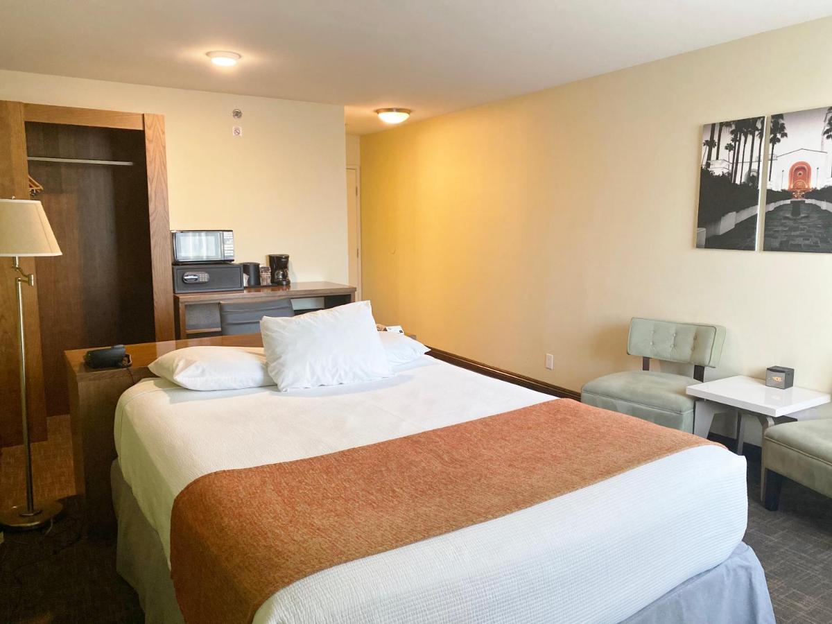| Redac Gateway Hotel In Torrance