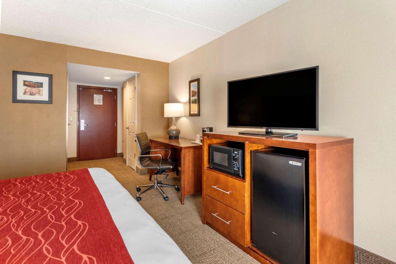 | Comfort Inn & Suites Morehead