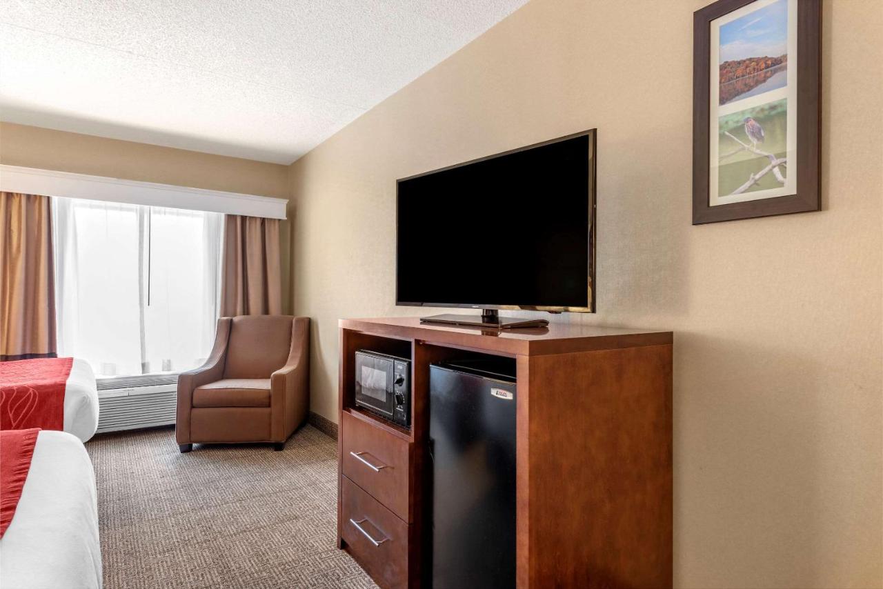 | Comfort Inn & Suites Morehead