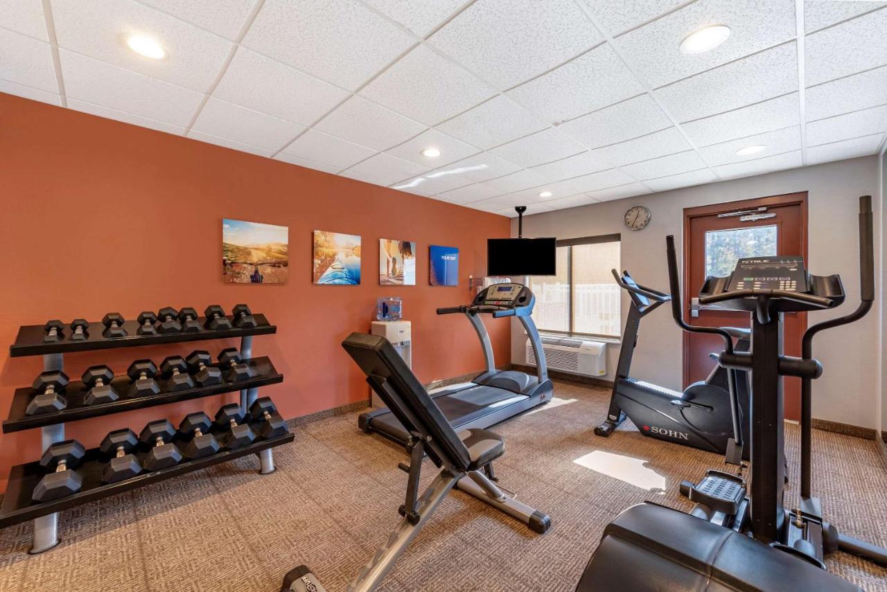 | Comfort Inn & Suites Morehead