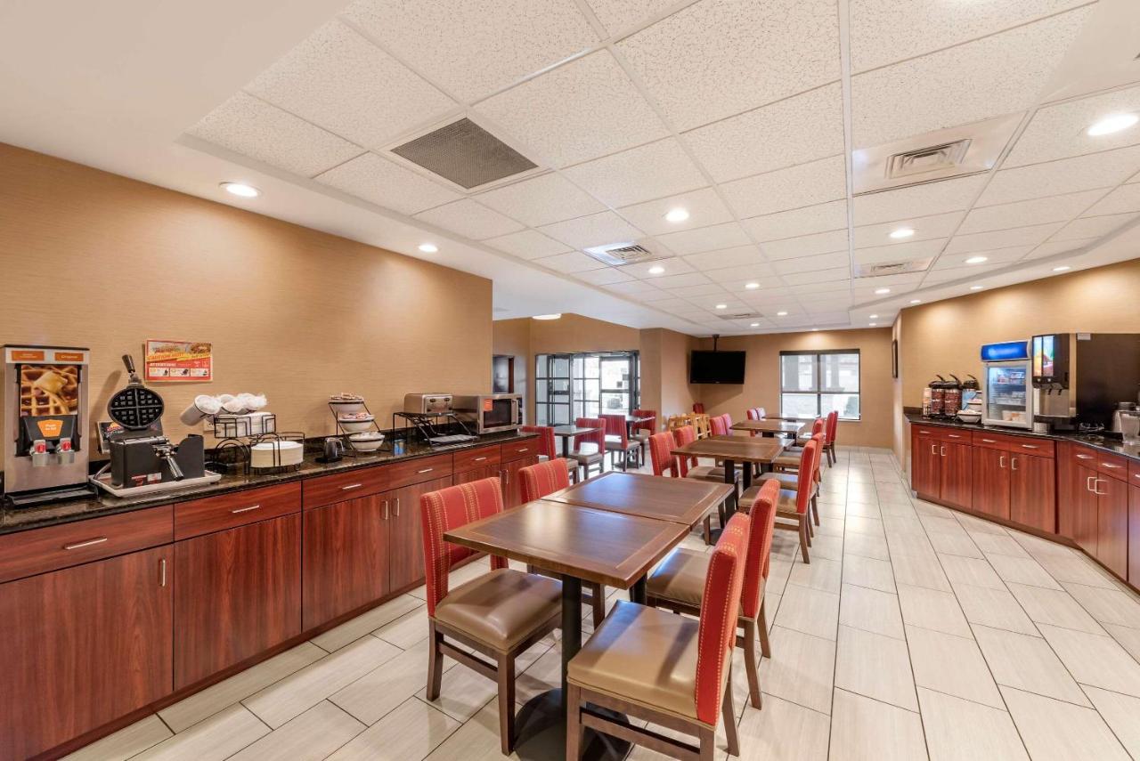 | Comfort Inn & Suites Morehead