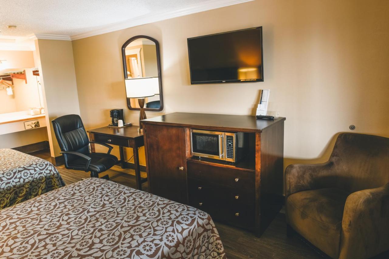 Double Room with Two Double Beds - Non-Smoking at Niwas Inn