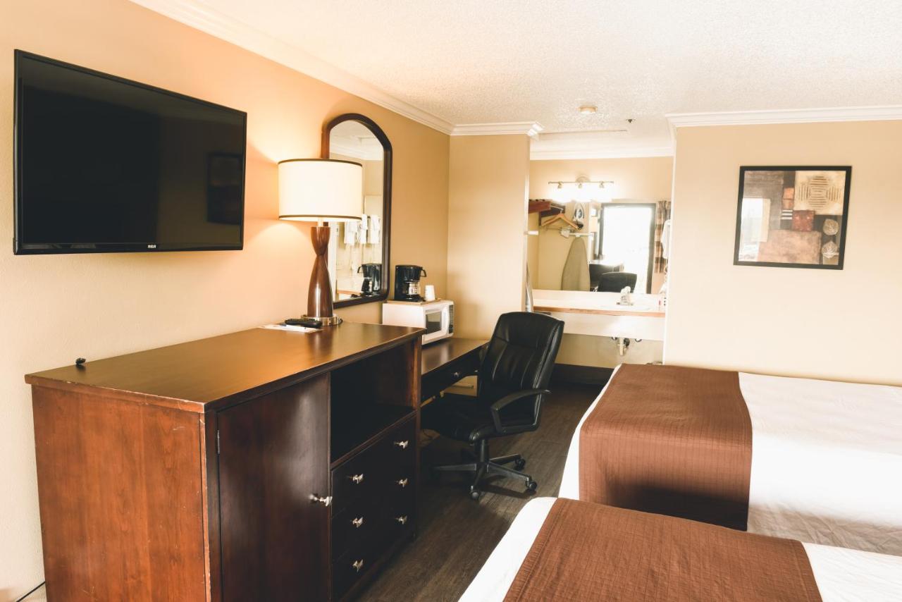 Double Room with Two Double Beds - Non-Smoking at Niwas Inn