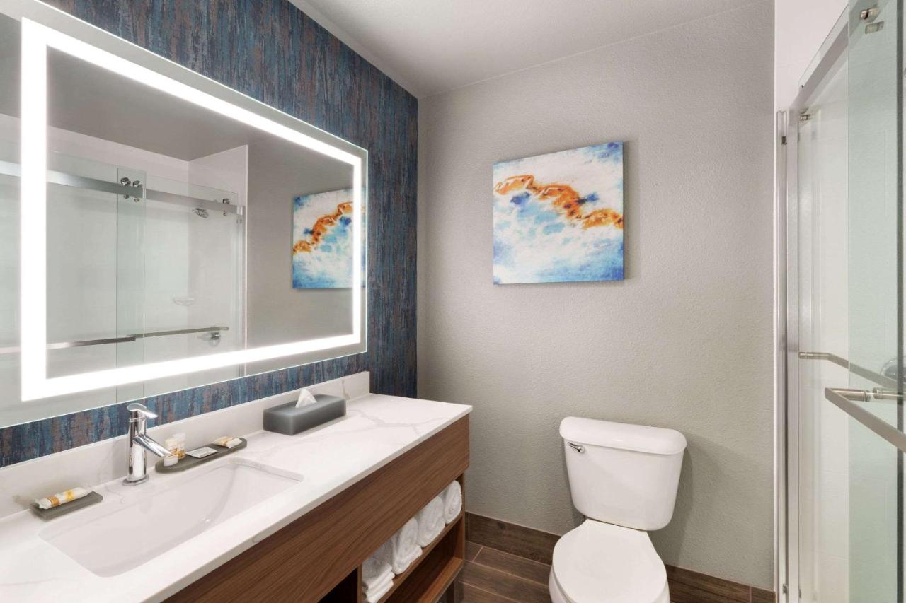 King Studio Suite - Non-Smoking at La Quinta Inn & Suites by Wyndham Springfield