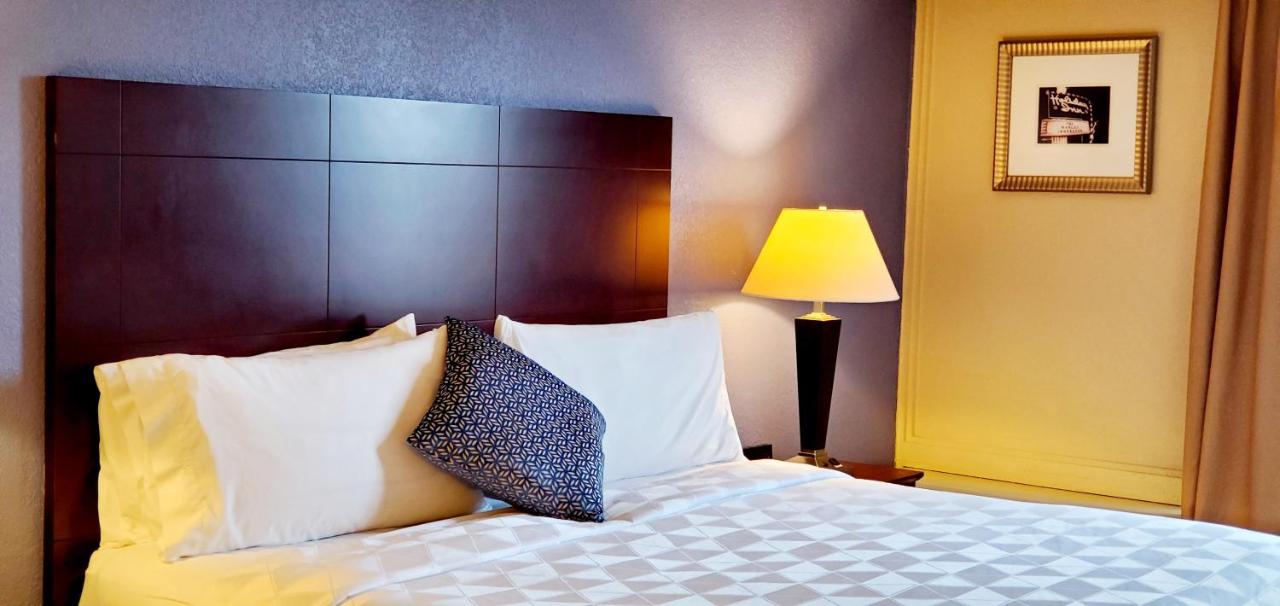 Standard Room at Holiday Inn South Plainfield-Piscataway, an IHG Hotel