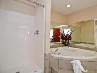 Room #2266512 at Best Western The Inn At The Fairgrounds