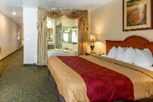 Room #27814518 at Econo Lodge Inn & Suites Riverside - Corona