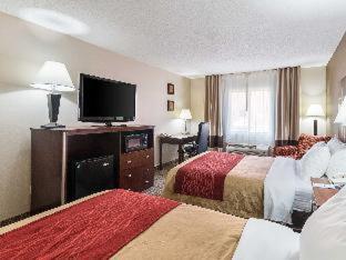 Room #28162807 at Quality Inn Parkersburg North - Vienna