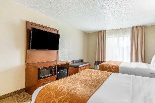 Room #49033709 at Comfort Suites Grand Rapids North