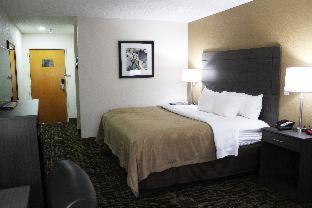 Room #49167612 at Quality Inn Clinton - Knoxville North