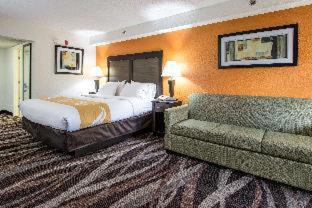 Room #49172415 at Quality Inn Creekside - Downtown Gatlinburg