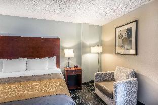 Room #18857615 at Comfort Inn SW Omaha I-80